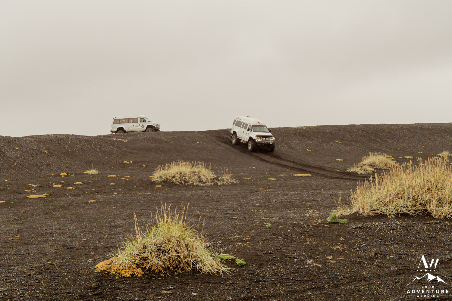 adventure-wedding-in-iceland-38