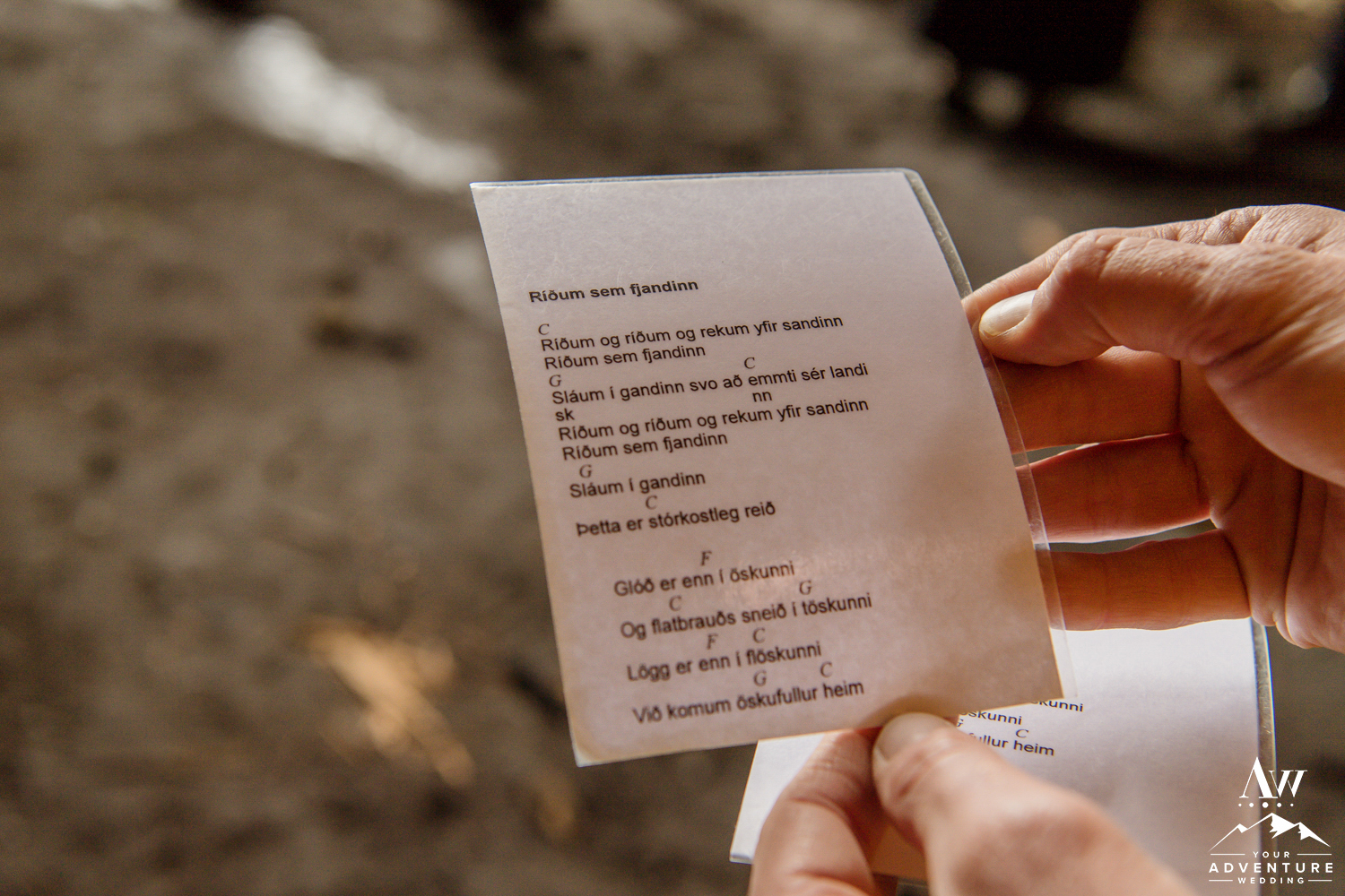 adventure-wedding-in-iceland-50