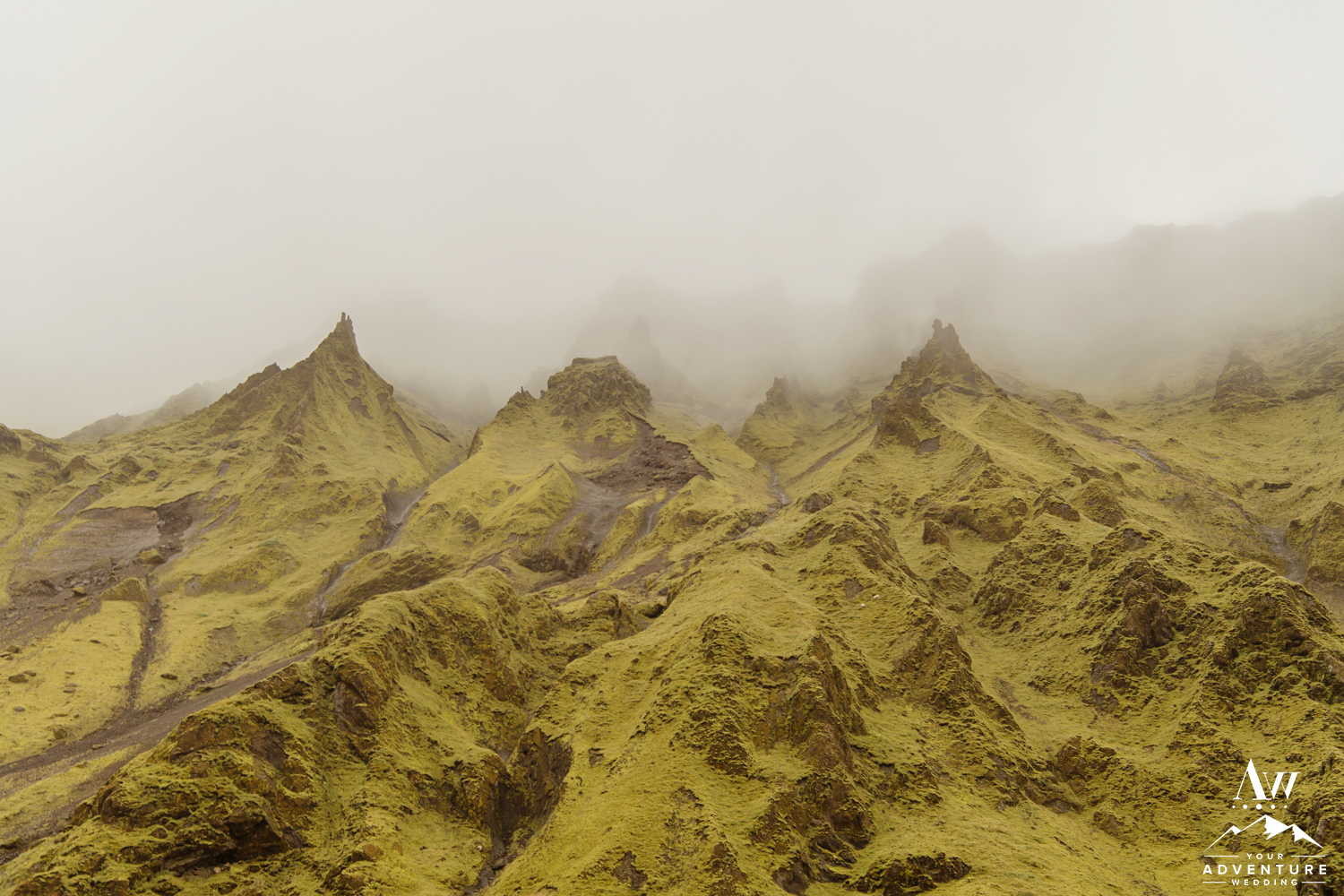 adventure-wedding-in-iceland-56