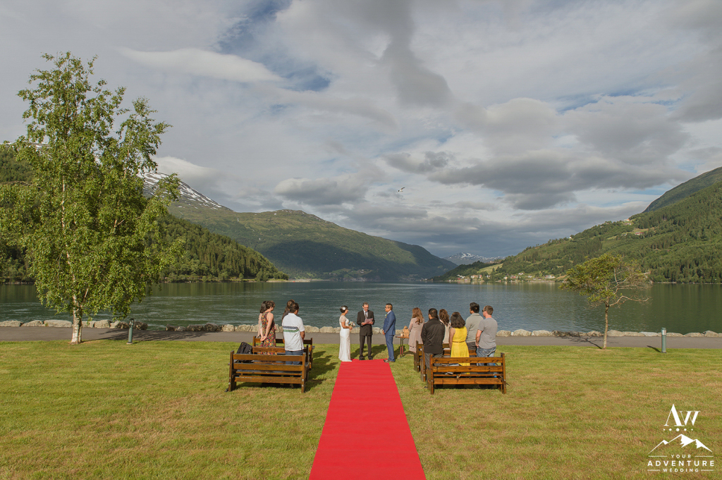 adventure-wedding-photographer-iceland-weddings-norway-weddings-patagonia-weddings-20