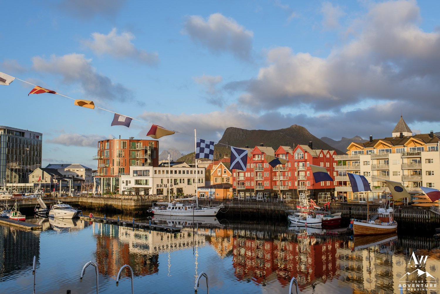 lofoten-islands-norway-elopement-photographer-your-adventure-wedding-2
