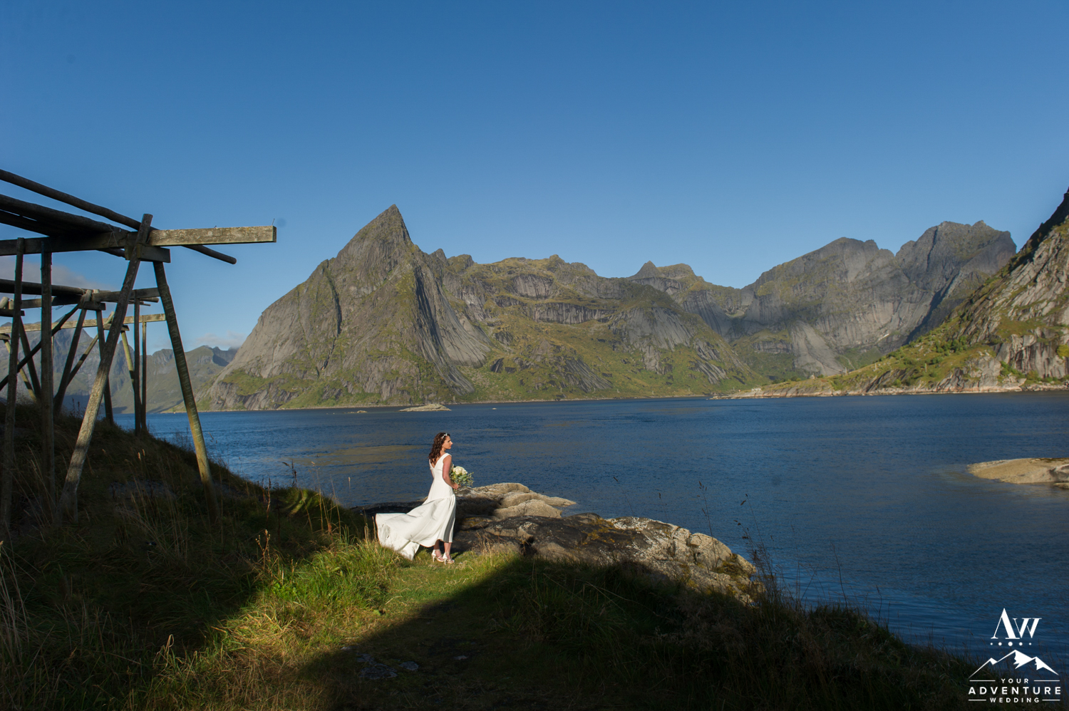 lofoten-islands-norway-elopement-photographer-your-adventure-wedding-24
