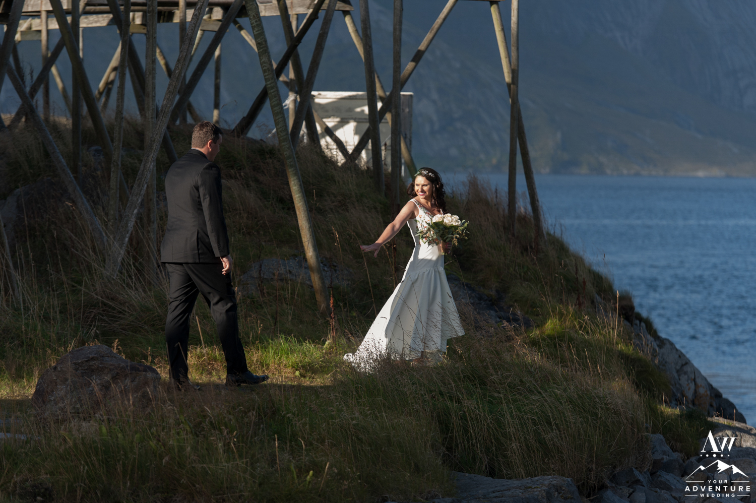 lofoten-islands-norway-elopement-photographer-your-adventure-wedding-25