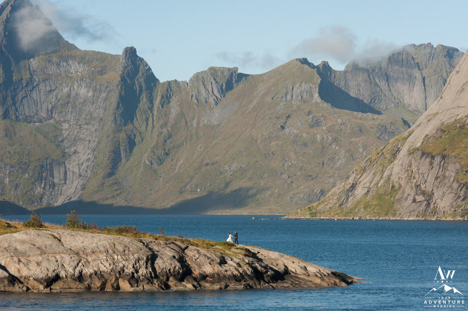 lofoten-islands-norway-elopement-photographer-your-adventure-wedding-34
