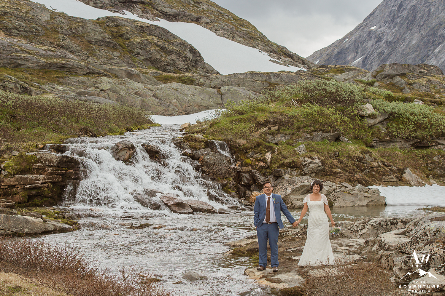 norway-adventure-wedding-norway-waterfall-wedding