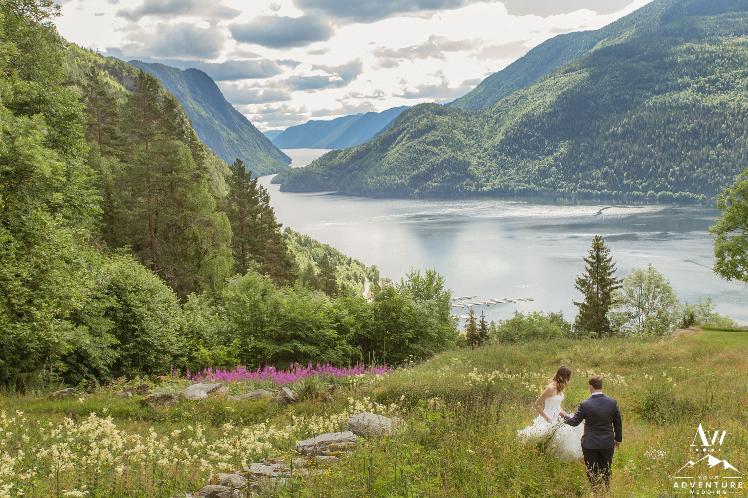 norway-elopement-photographer-dalen-norway-wedding