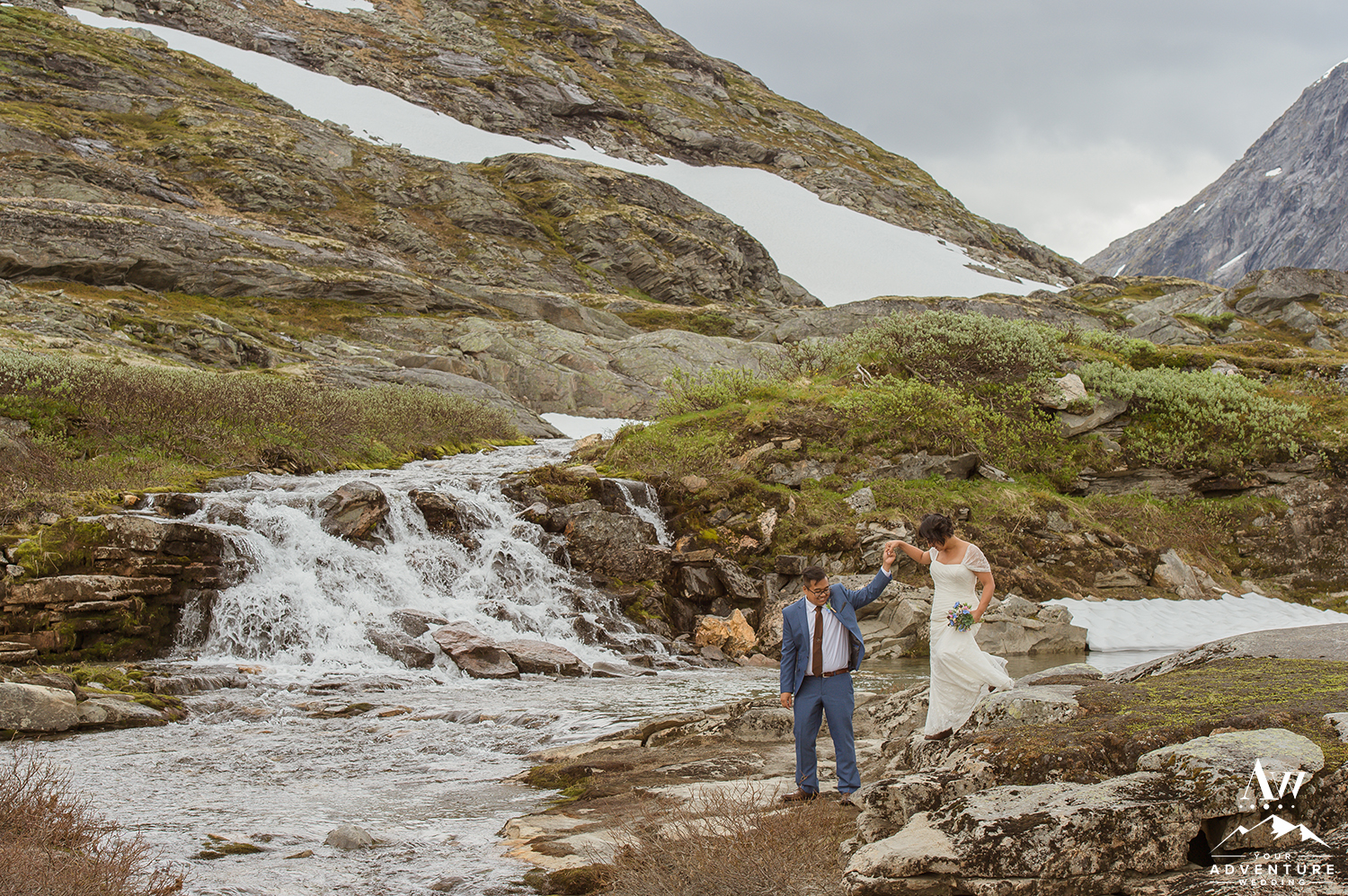 norway-waterfall-wedding-geirangerfjord-your-adventure-wedding